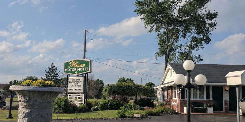 Plaza Motor Motel - Web Listing Photo (newer photo)